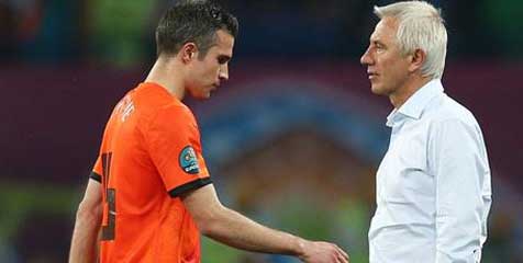 Meski Gagal, Van Marwijk Masih Banjir Dukungan Meski Gagal, Van Marwijk Masih Banjir Dukungan