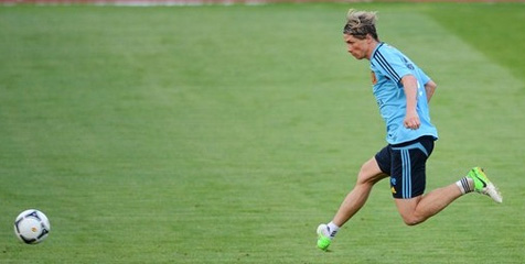 Malouda: Torres Salah Satu Striker Terbaik Malouda: Torres Salah Satu Striker Terbaik