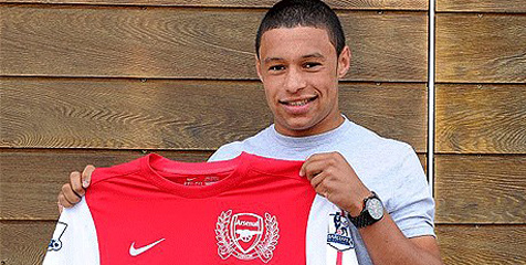Tawaran Kontrak Baru Untuk Chamberlain Tawaran Kontrak Baru Untuk Chamberlain