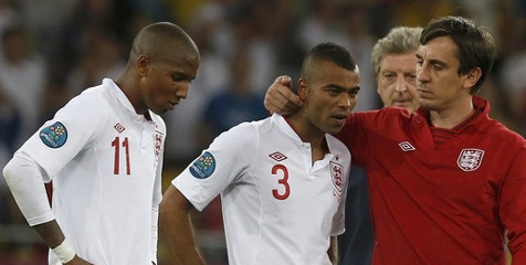 Duo Ashley Jadi Korban Rasis Suporter Inggris Duo Ashley Jadi Korban Rasis Suporter Inggris