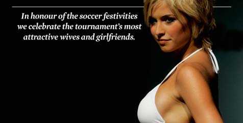 WAGs Jerman Terlalu Seksi WAGs Jerman Terlalu Seksi