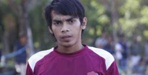 Rasyid Akhirnya Mengenakan Merah Putih Rasyid Akhirnya Mengenakan Merah Putih