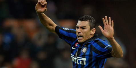 Juventus Siap Tampung Lucio Juventus Siap Tampung Lucio