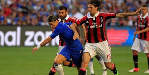 Review: Urby Emanuelson Bawa AC Milan Kalahkan Chelsea