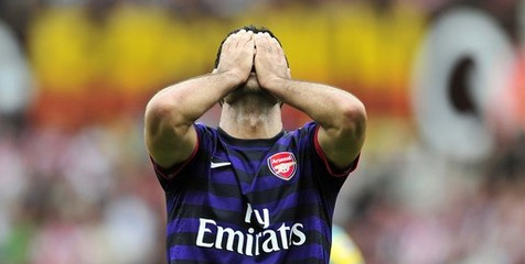 Arteta: Van Persie Tak Tergantikan Arteta: Van Persie Tak Tergantikan