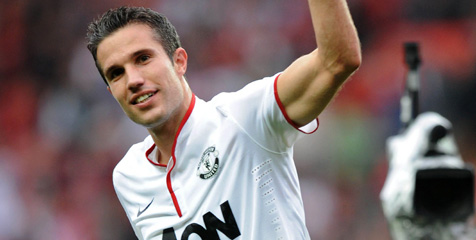 Wenger Tak Suka RVP Cetak Gol Bagi MU Wenger Tak Suka RVP Cetak Gol Bagi MU