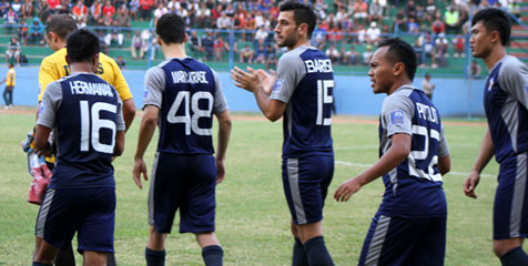 PSSI dan LPIS Bikin Arema IPL Kecewa PSSI dan LPIS Bikin Arema IPL Kecewa