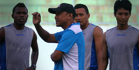 Arema-Pelita dan Tim KPSI Mantapkan Tim Dengan Uji Coba Arema-Pelita dan Tim KPSI Mantapkan Tim Dengan Uji Coba