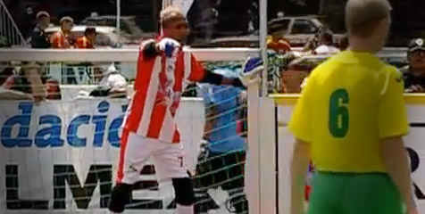 Kiper Indonesia Dapatkan Peluit Wasit HWC 2012 Kiper Indonesia Dapatkan Peluit Wasit HWC 2012