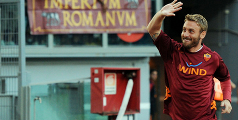 Pizarro: De Rossi Bukan Pemimpin Roma Pizarro: De Rossi Bukan Pemimpin Roma