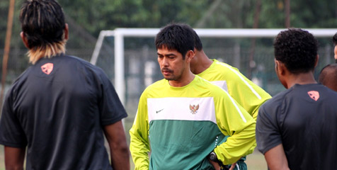Nil Maizar Diminta Bentuk Formasi Tanpa Pemain ISL Nil Maizar Diminta Bentuk Formasi Tanpa Pemain ISL