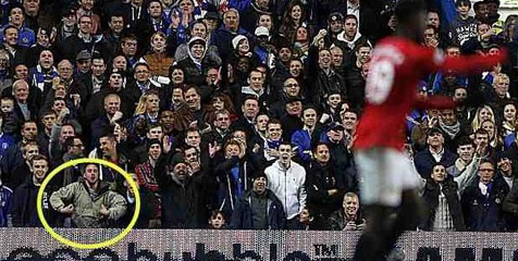 Suporter Rasis di Stamford Bridge Tertangkap Suporter Rasis di Stamford Bridge Tertangkap