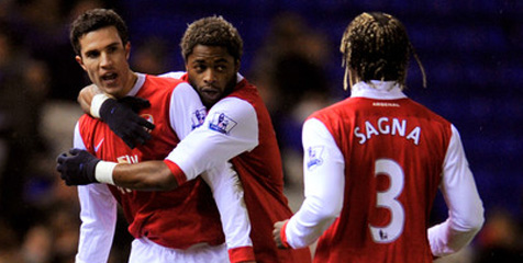 RVP dan Song Masih Ada di 'Junior Gunners' RVP dan Song Masih Ada di 'Junior Gunners'