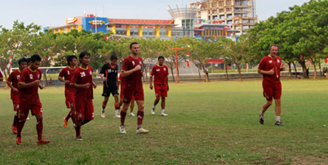 Petar Kecewa Kondisi Lapangan Karebosi Petar Kecewa Kondisi Lapangan Karebosi