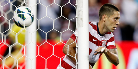 Clint Dempsey Pemain Terbaik Amerika Serikat 2012 Clint Dempsey Pemain Terbaik Amerika Serikat 2012