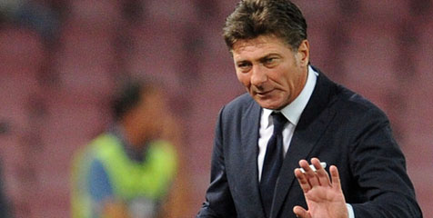 Mazzarri: Kondisi Lapangan Sangat Mengerikan Mazzarri: Kondisi Lapangan Sangat Mengerikan