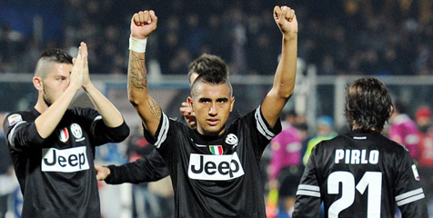 Ditawari Gaji Selangit, Arturo Vidal Tolak PSG Ditawari Gaji Selangit, Arturo Vidal Tolak PSG