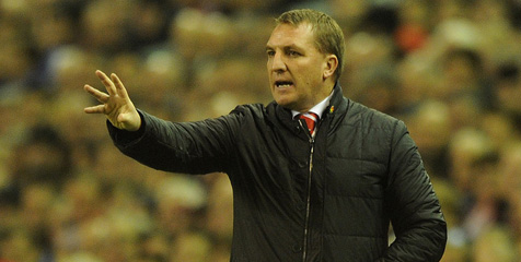 Bela Handball Suarez, Rodgers Malah Salahkan Wasit Bela Handball Suarez, Rodgers Malah Salahkan Wasit