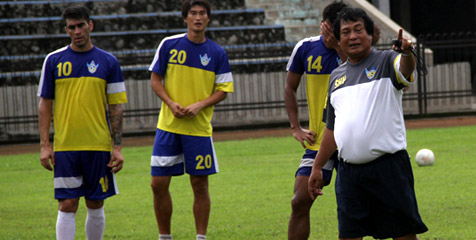 Preview ISL: Persegres vs Persiram, Optimisme Tuan Rumah Preview ISL: Persegres vs Persiram, Optimisme Tuan Rumah