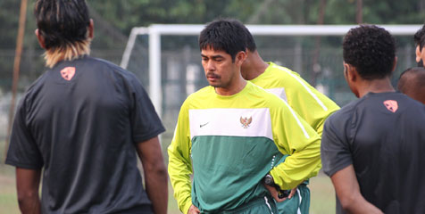 Pertahanan Jadi Fokus Nil Maizar Pertahanan Jadi Fokus Nil Maizar