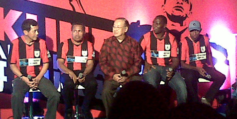 MoU Persipura Dan PTFI Dihadiri 19 Pemain MoU Persipura Dan PTFI Dihadiri 19 Pemain