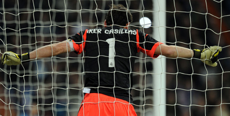 Casillas Rela Menepi Untuk Adan Casillas Rela Menepi Untuk Adan