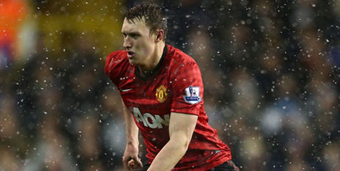Jones Tak Sabar Hadapi Berbatov Jones Tak Sabar Hadapi Berbatov