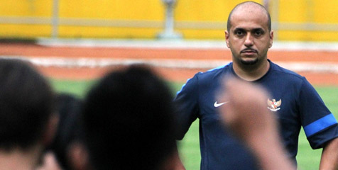 Asisten Pelatih Timnas Terancam Dipecat Asisten Pelatih Timnas Terancam Dipecat