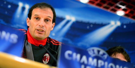 Kepada Siapa Allegri Dedikasikan Kemenangan Milan? Kepada Siapa Allegri Dedikasikan Kemenangan Milan?