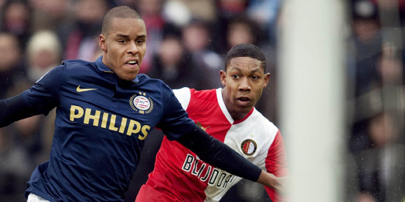 Video: Pemain Feyenoord dan PSV Berkelahi Massal di Lorong Video: Pemain Feyenoord dan PSV Berkelahi Massal di Lorong