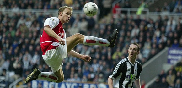 Lima Gol Terbaik Dennis Bergkamp Lima Gol Terbaik Dennis Bergkamp