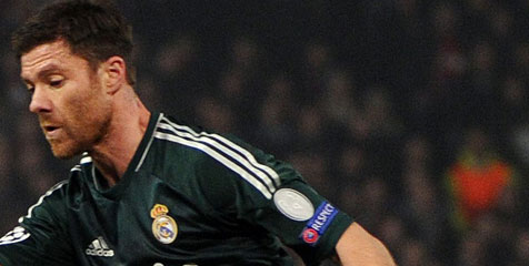 Xabi Alonso Syukuri Kartu Merah Nani Xabi Alonso Syukuri Kartu Merah Nani