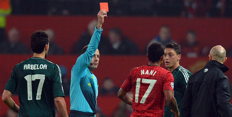 Wasit 'Pengusir' Nani Akhirnya Buka Suara Wasit 'Pengusir' Nani Akhirnya Buka Suara