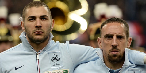 Domenech: Benzema dan Ribery Tak Berguna Domenech: Benzema dan Ribery Tak Berguna