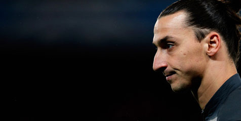 Sanksi Direduksi, Ibra Siap Hadapi Barca Sanksi Direduksi, Ibra Siap Hadapi Barca