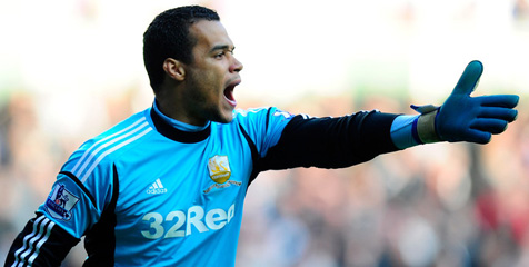 Benarkah Michel Vorm Sedang Menuju Barcelona? Benarkah Michel Vorm Sedang Menuju Barcelona?