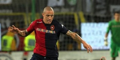 Roma Ikut Buru Nainggolan
