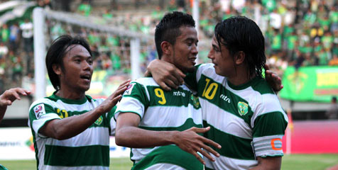 Review IPL: Skuad Compang-camping Persebaya Raih Kemenangan Review IPL: Skuad Compang-camping Persebaya Raih Kemenangan