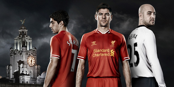 Detail Jersey: Liverpool Home 2013-2014