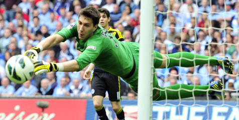 Mancini Tetap Pilih Pantilimon Ketimbang Hart di Final Piala FA Mancini Tetap Pilih Pantilimon Ketimbang Hart di Final Piala FA
