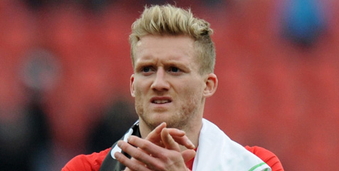 Schurrle Tandatangani pra-Kontrak Bersama Chelsea Schurrle Tandatangani pra-Kontrak Bersama Chelsea