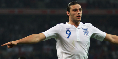 Carroll Harus Tunda Hasrat Kembali ke Timnas Inggris Carroll Harus Tunda Hasrat Kembali ke Timnas Inggris