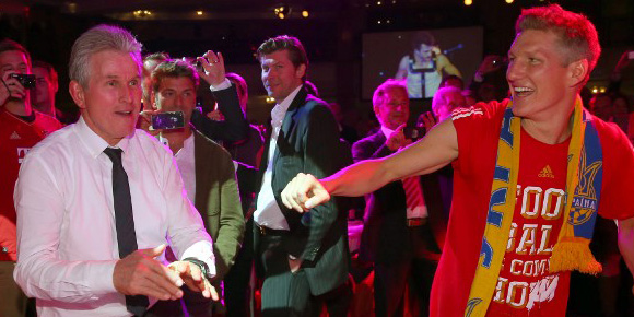 Heynckes Goyang dan After Party ala The Bavarians Heynckes Goyang dan After Party ala The Bavarians