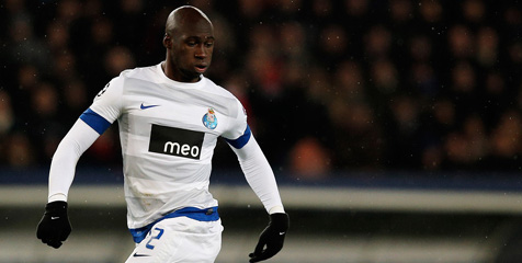 Mangala Berminat Gabung Mourinho di Chelsea Mangala Berminat Gabung Mourinho di Chelsea