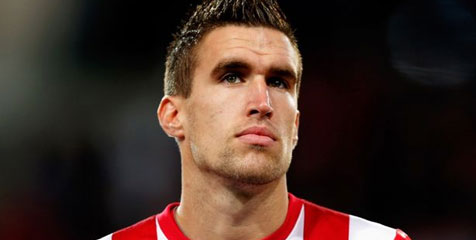 Strootman Gabung MU Tinggal Hitungan Hari? Strootman Gabung MU Tinggal Hitungan Hari?