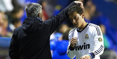 Ucapan Terima Kasih Spesial Ozil Untuk Mourinho Ucapan Terima Kasih Spesial Ozil Untuk Mourinho