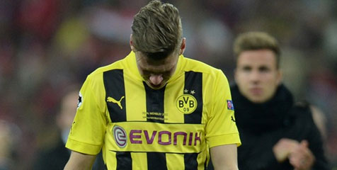 Piszczek Absen Lima Bulan Piszczek Absen Lima Bulan