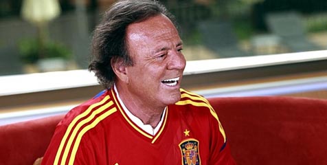 Pesawat Neymar ke Barca Ternyata Pinjaman dari Madridista Pesawat Neymar ke Barca Ternyata Pinjaman dari Madridista