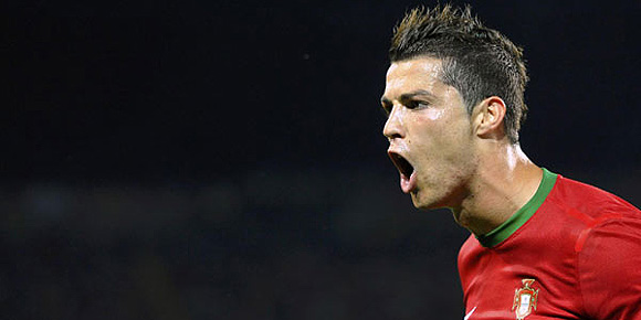 Video: Skil Brilian CR7 Dalam Flipbook Video: Skil Brilian CR7 Dalam Flipbook