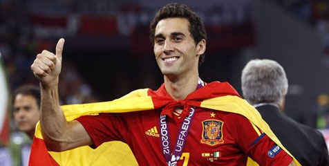 Arbeloa Lontarkan Pujian Bagi Duet Suarez-Cavani